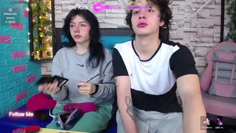  FYRE y FOX  online show from 12-10-24, 04:02