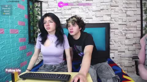  FYRE y FOX  online show from 12-13-24, 03:49