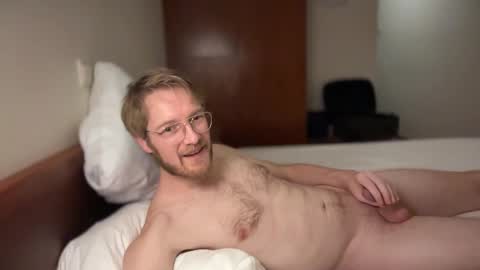 Snapshot of g00nst4r chatting on 12-25-24, 10:27 g00nst4r online show from 12-25-24, 10:27