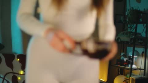 Snapshot of g_ia chatting on 02-17-26, 07:20 G online show from 02-17-26, 07:20