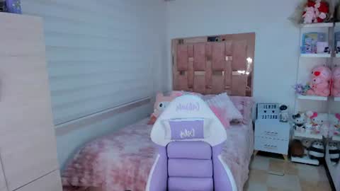 Snapshot of gaabisita chatting on 07-26-26, 01:03 Gabriela online show from 07-26-26, 01:03