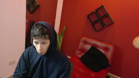 Snapshot of gaarataihen1 chatting on 02-11-25, 12:37 Gaara online show from 02-11-25, 12:37