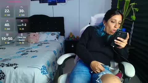 Snapshot of gabbie_kook chatting on 05-07-26, 02:17 gabbie_kook online show from 05-07-26, 02:17