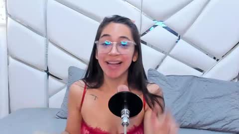 Snapshot of gabbieskinny chatting on 06-05-26, 11:05 gabbieskinny online show from 06-05-26, 11:05