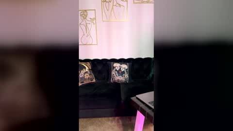 Snapshot of gabbivtate chatting on 06-03-26, 02:25 Gabbi Von Tate online show from 06-03-26, 02:25