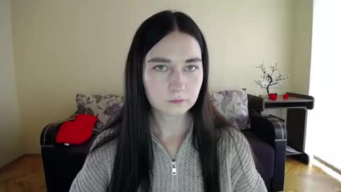 Jaklin online show from 11-19-25, 09:09