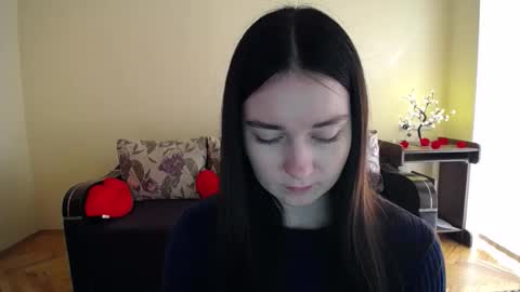 Snapshot of gabby_di chatting on 04-23-26, 07:52 Jaklin online show from 04-23-26, 07:52