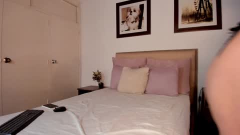 Gabriela online show from 12-23-24, 03:12