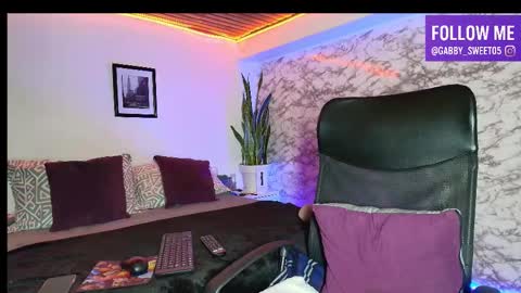 Gabby Sweet online show from 11-19-25, 11:16