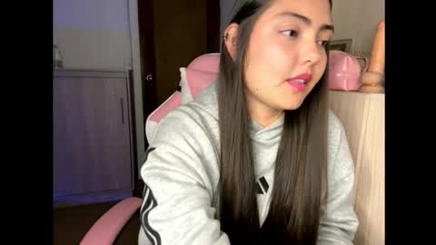 gabbyfoox online show from 11-17-25, 04:18