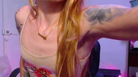 Snapshot of gabbyhills_ chatting on 02-26-25, 10:47 Gabby online show from 02-26-25, 10:47