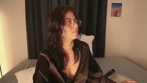 Snapshot of gabbyowenn chatting on 07-11-26, 03:09 Gabby online show from 07-11-26, 03:09
