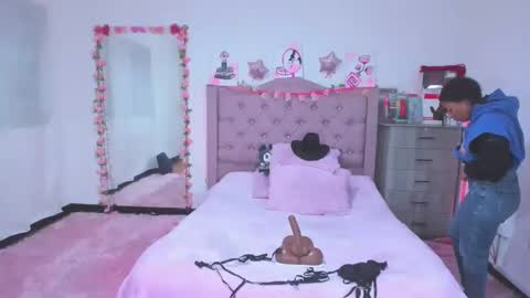 gabi_jhons_23 online show from 09-26-25, 11:47