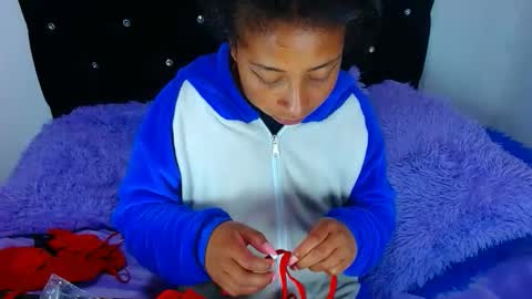 gabi_jhons_23 online show from 12-22-25, 08:44