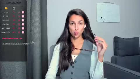Snapshot of gabri_baby chatting on 06-25-26, 06:45 The next stream in car 1 december 10pm time in France online show from 06-25-26, 06:45