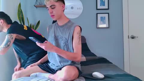 Snapshot of gabriel_and_geronimo chatting on 09-10-25, 07:47 gabriel_and_geronimo online show from 09-10-25, 07:47