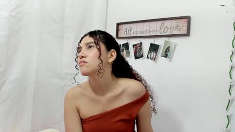 Snapshot of gabriela_duarte chatting on 12-03-24, 08:05 Gabi online show from 12-03-24, 08:05