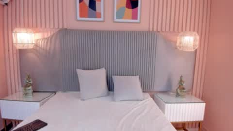 Snapshot of gabriela_lux chatting on 09-11-25, 11:54 online show from 09-11-25, 11:54