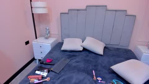 Snapshot of gabriela_lux chatting on 10-01-25, 11:38 online show from 10-01-25, 11:38