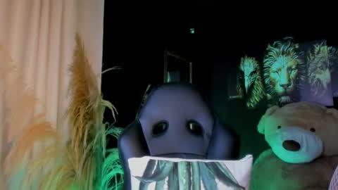 Gabriela Montes online show from 02-23-25, 01:35