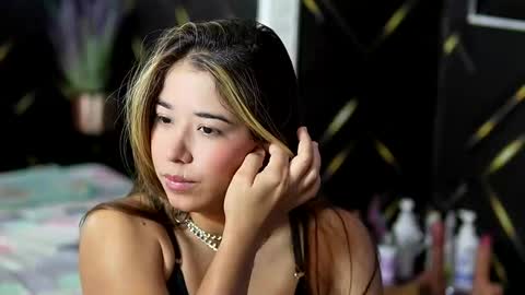 Snapshot of gabriela_salgado chatting on 09-17-25, 10:50 Gabriela salgado online show from 09-17-25, 10:50