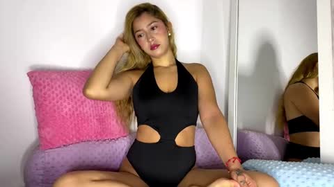 Snapshot of gabrielatafur1 chatting on 10-25-25, 11:07 gabrielatafur1 online show from 10-25-25, 11:07