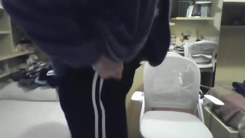 Gabriele online show from 12-14-25, 03:39