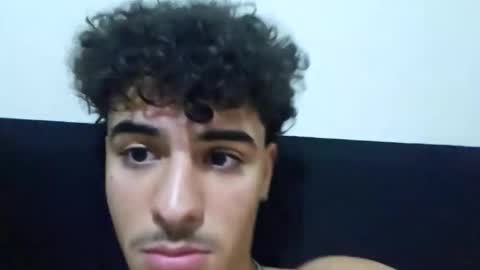 gabrielkulaif10 online show from 04-22-26, 04:48