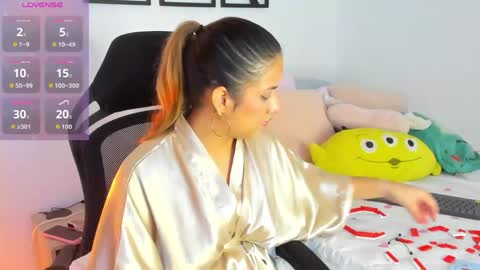 Snapshot of gabriella__tom chatting on 05-29-26, 09:57 Gabriella online show from 05-29-26, 09:57