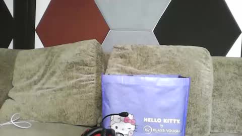 Snapshot of gabriellamanhaes chatting on 02-02-26, 06:45 gabriellamanhaes online show from 02-02-26, 06:45