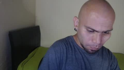 Snapshot of gabrielle_ramirez chatting on 06-12-26, 07:18 Gabriel online show from 06-12-26, 07:18
