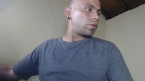 Snapshot of gabrielle_ramirez chatting on 06-21-26, 03:31 Gabriel online show from 06-21-26, 03:31