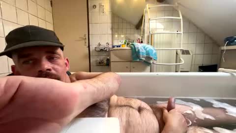 gabssss0802 online show from 04-17-26, 05:05