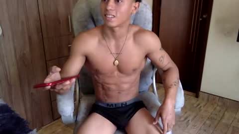 gaby_fit1 online show from 06-30-26, 07:37