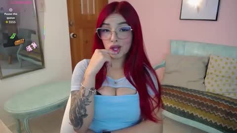 Snapshot of gaby_jin chatting on 11-07-25, 12:16 Gaby online show from 11-07-25, 12:16