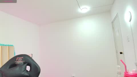 Gaby online show from 03-10-25, 03:01