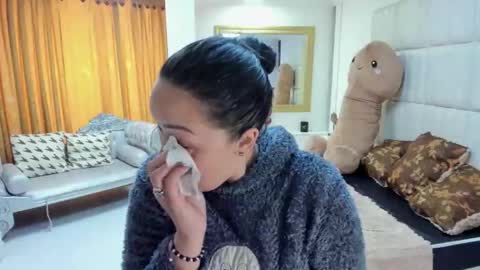 gabriela online show from 11-04-25, 03:44