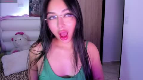 Snapshot of gabydesire chatting on 05-10-26, 05:12 GABY DESIRE online show from 05-10-26, 05:12