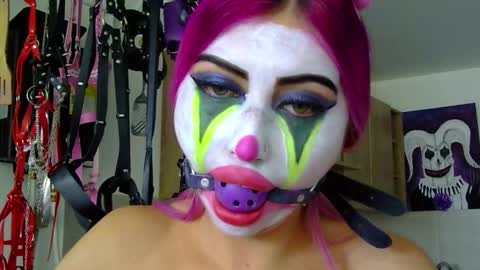 gabygumms online show from 10-16-25, 02:29