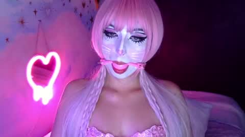 Snapshot of gabygumms chatting on 06-27-26, 08:19 gabygumms online show from 06-27-26, 08:19