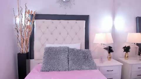 Snapshot of gabyherreraa chatting on 06-16-26, 11:35 Gaby online show from 06-16-26, 11:35