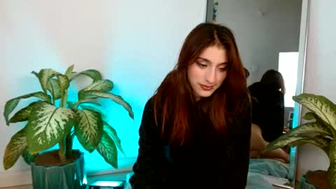 Snapshot of gabykovalenko chatting on 12-21-24, 07:24 Gaby online show from 12-21-24, 07:24