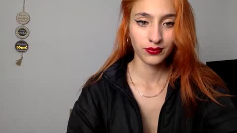 Snapshot of gabykovalenko chatting on 09-09-25, 02:55 Gaby online show from 09-09-25, 02:55