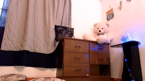 gabysot online show from 12-20-24, 09:39