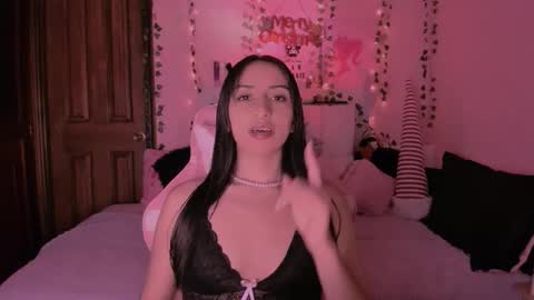 gabyye capprins online show from 11-15-25, 12:30