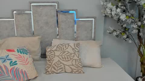 Snapshot of gabyyjones chatting on 02-13-25, 11:17 gabyyjones online show from 02-13-25, 11:17