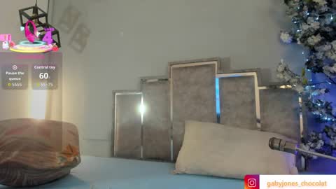Snapshot of gabyyjones chatting on 09-25-25, 11:36 gabyyjones online show from 09-25-25, 11:36