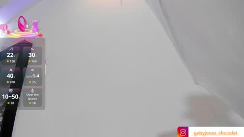 Snapshot of gabyyjones chatting on 11-13-25, 11:20 gabyyjones online show from 11-13-25, 11:20