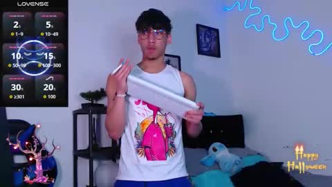 gael_jones online show from 10-20-25, 04:02