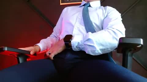 Gael Williams online show from 03-12-25, 03:35